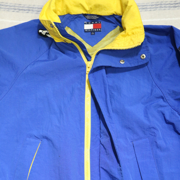 VTG TOMMY HILFIGER Hidden Hood Vented Zip Jacket Sz Small US Men - Picture 3 of 8